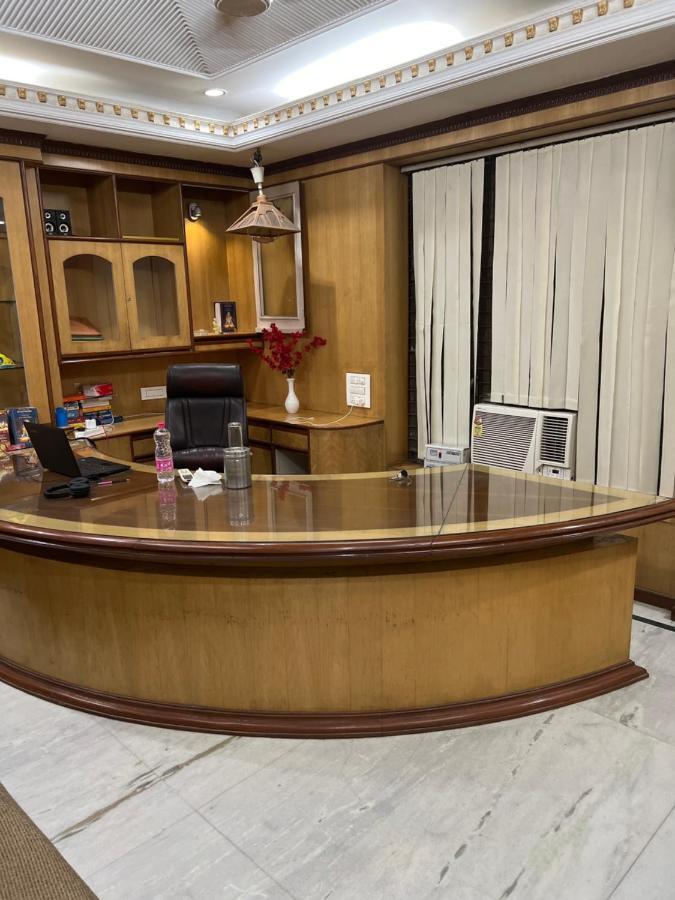 Family Hotel Tark Near Igi Airport Delhi Нью-Делі Екстер'єр фото